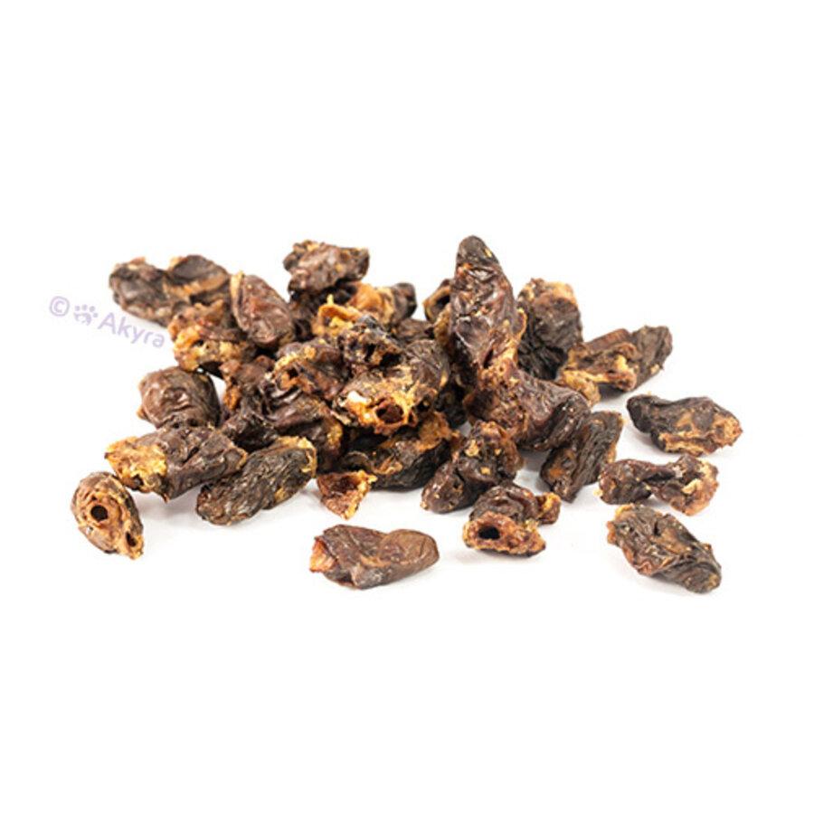 Cœurs de poulet séchés Akyra pour chien – Friandises naturelles vendues en sachet de 100 g chez Fleur de Meute